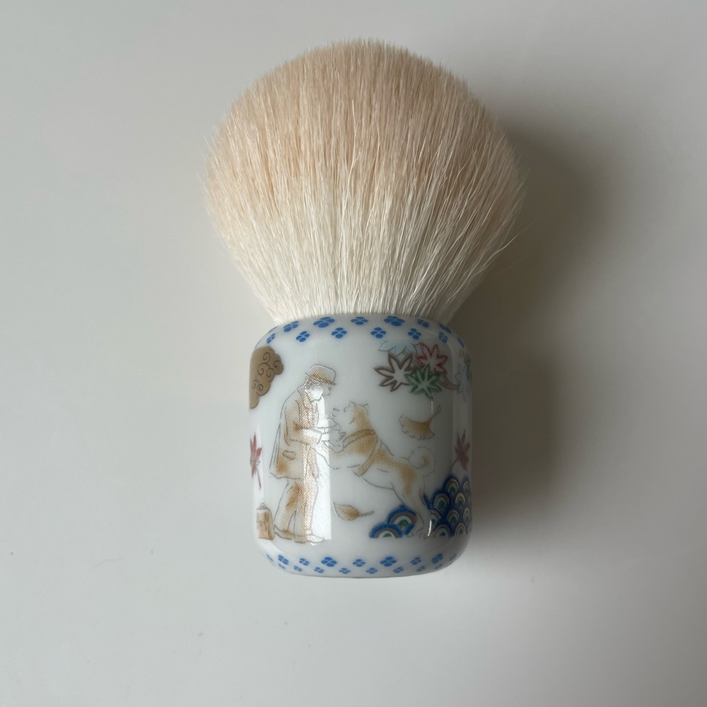 The Hachiko Kabuki Brush